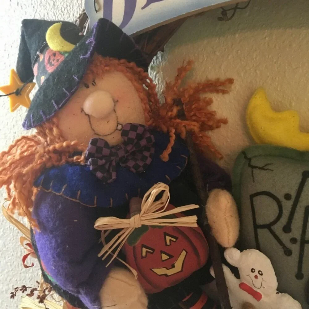⭐️Host Pick⭐️ Halloween Witch Wreath Broom Pumpkin R.I.P. Tombstone Ghost Beware